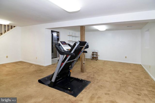 18 ABERDEEN DR, Sicklerville, NJ 08081