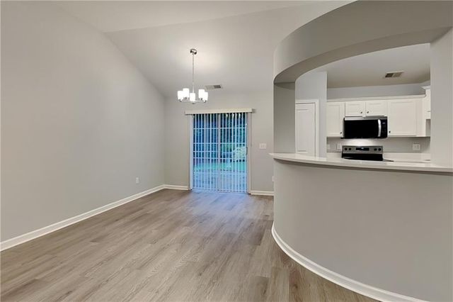 422 Arrowhead Trail, Canton, GA 30114