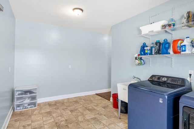 2307 Dogwood Kelly Rd, Hopkinsville, KY 42240