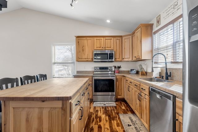 2307 Dogwood Kelly Rd, Hopkinsville, KY 42240