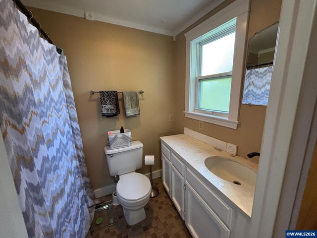 2161 Winter St SE, Salem, OR 97302