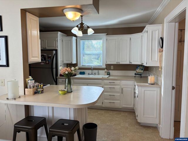 2161 Winter St SE, Salem, OR 97302