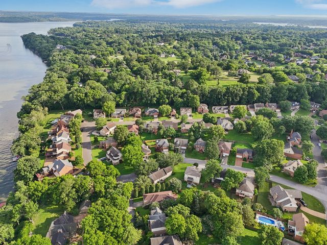 121 La View Rd, Hendersonville, TN 37075