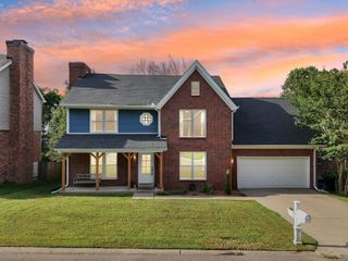 121 La View Rd, Hendersonville, TN 37075