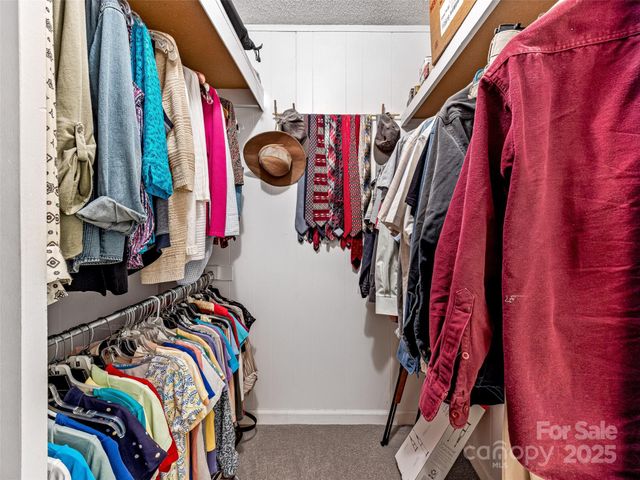 29 Tall Oaks Road, Candler, NC 28715