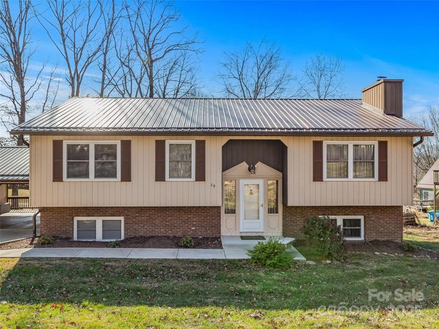 29 Tall Oaks Road, Candler, NC 28715