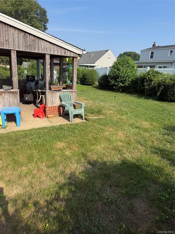 172 N Walnut Street, Massapequa, NY 11758