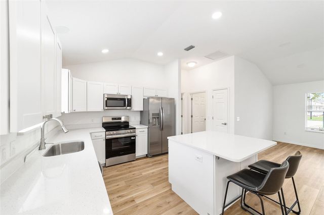 1312 LANDEROS LANE, The Villages, FL 32159