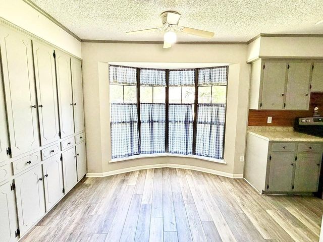 307 Trailwood Drive, Crockett, TX 75835