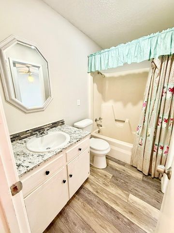 307 Trailwood Drive, Crockett, TX 75835