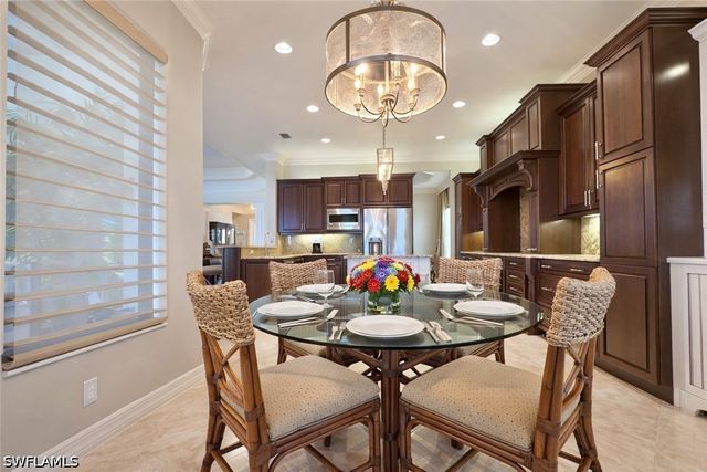 2915 Cinnamon Bay CIR, Naples, FL 34119