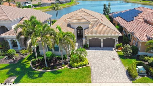 2915 Cinnamon Bay CIR, Naples, FL 34119