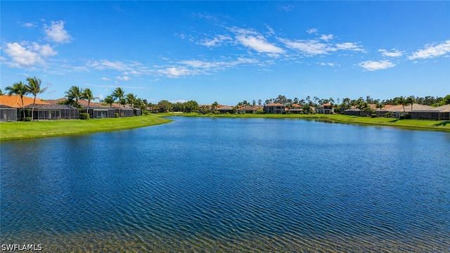 2915 Cinnamon Bay CIR, Naples, FL 34119