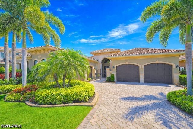 2915 Cinnamon Bay CIR, Naples, FL 34119
