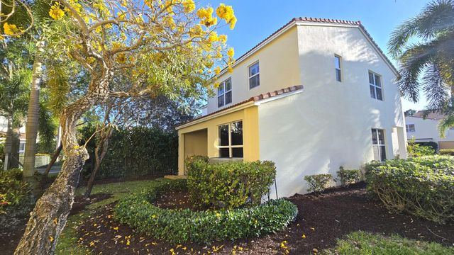 4820 NW 16th Terrace, Boca Raton, FL 33431