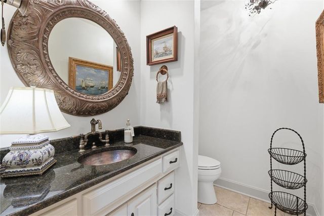 6001 N Cosby Avenue, Kansas City, MO 64151