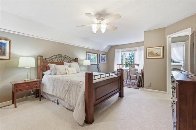 6001 N Cosby Avenue, Kansas City, MO 64151