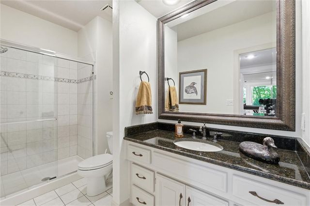 6001 N Cosby Avenue, Kansas City, MO 64151