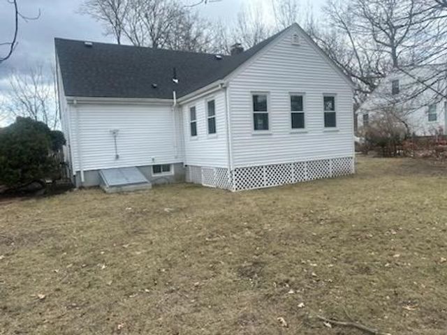 23 Cheney St, Needham, MA 02494