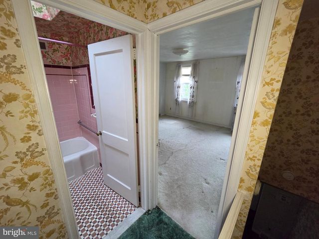 5929 N WATER ST, Philadelphia, PA 19120