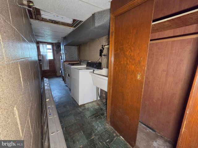 5929 N WATER ST, Philadelphia, PA 19120