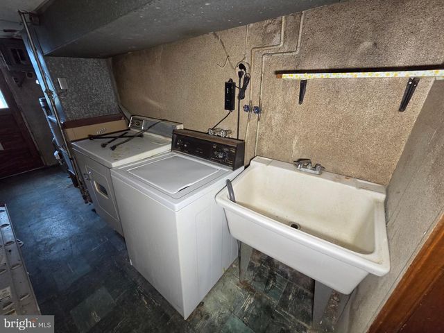 5929 N WATER ST, Philadelphia, PA 19120
