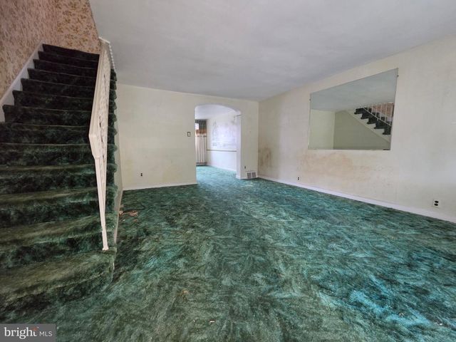 5929 N WATER ST, Philadelphia, PA 19120