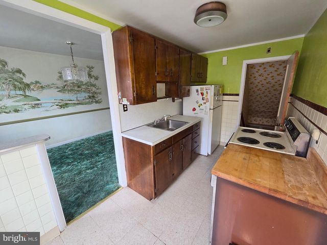 5929 N WATER ST, Philadelphia, PA 19120