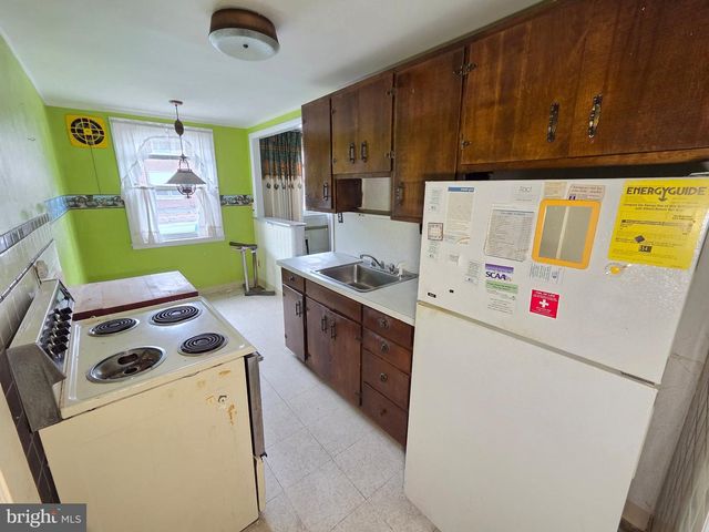 5929 N WATER ST, Philadelphia, PA 19120