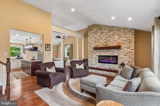672 KILLDEER LN, Huntingdon Valley, PA 19006