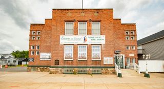 748 Central Avenue, Florence T-wi, WI 54121