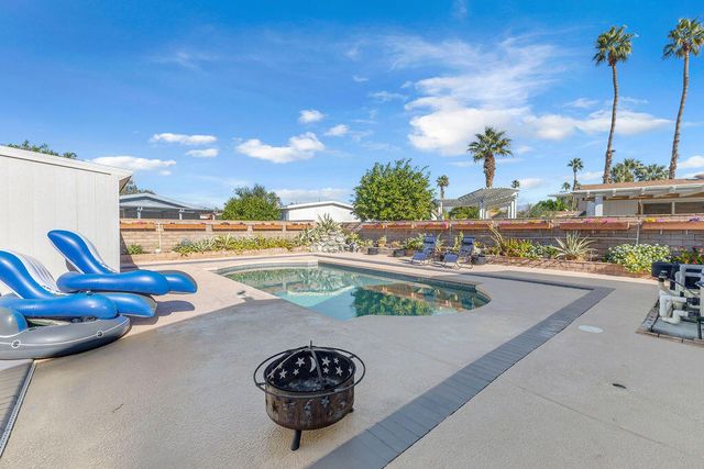 74554 Stage Line Drive, Thousand Palms, CA 92276