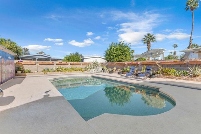 74554 Stage Line Drive, Thousand Palms, CA 92276