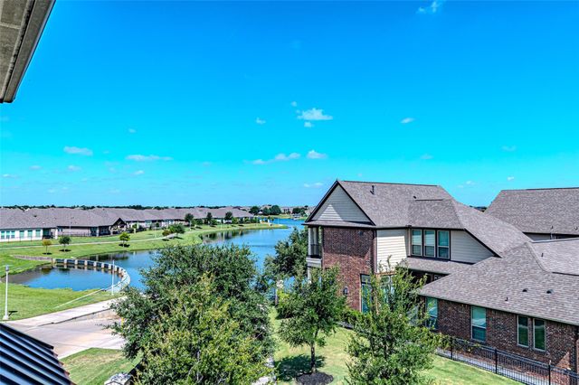 18309 Crystal Knoll Drive, Cypress, TX 77433