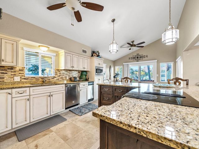 524 Vera Cruz Drive, Destin, FL 32541