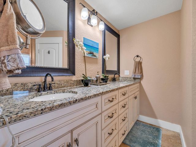 524 Vera Cruz Drive, Destin, FL 32541