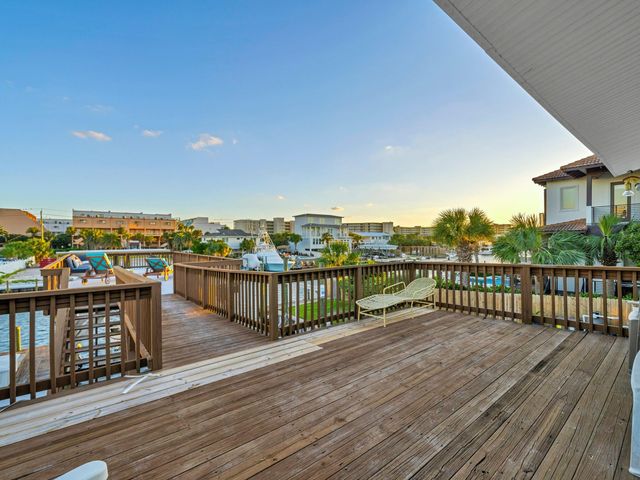 524 Vera Cruz Drive, Destin, FL 32541