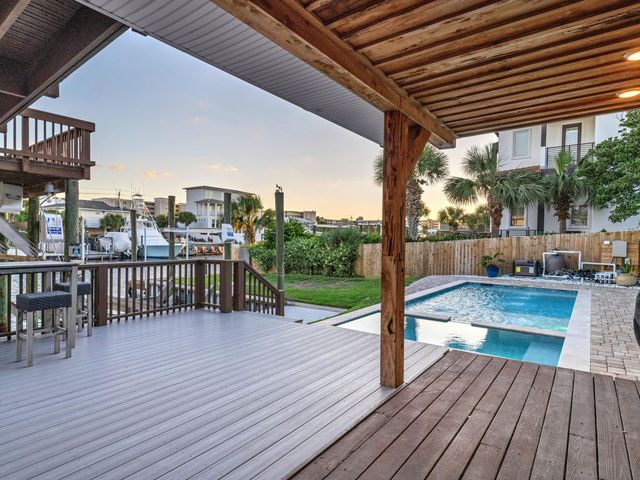 524 Vera Cruz Drive, Destin, FL 32541