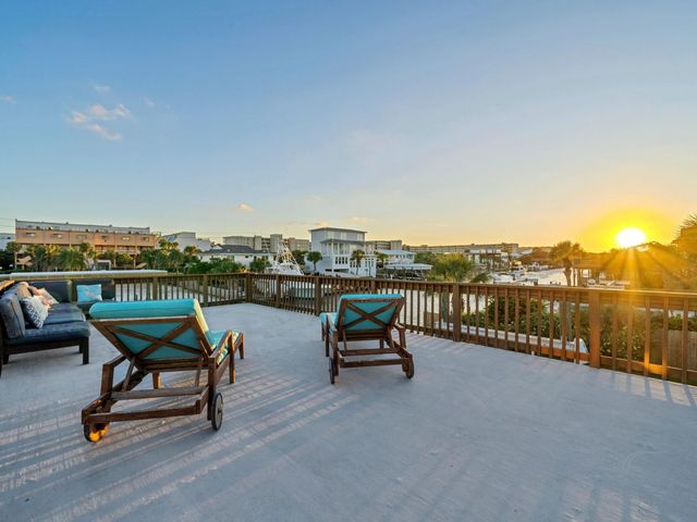 524 Vera Cruz Drive, Destin, FL 32541