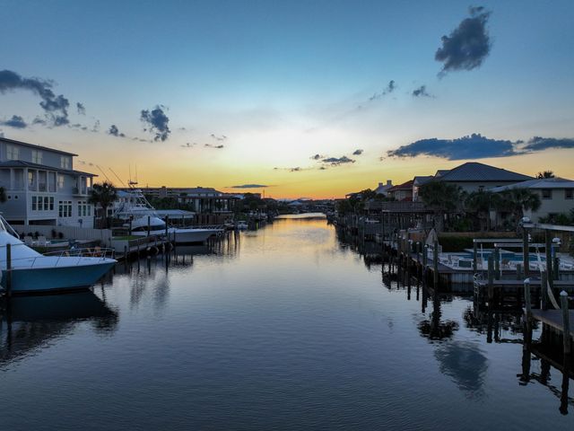 524 Vera Cruz Drive, Destin, FL 32541