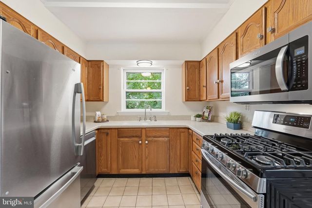 601 RANDOLPH ST, Falls Church, VA 22046