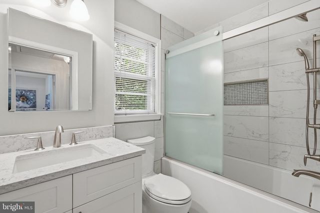 601 RANDOLPH ST, Falls Church, VA 22046