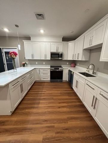 13 Nahant Street 4B, Lynn, MA 01902