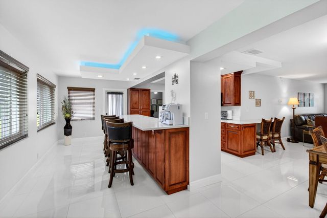 1255 NW 44th Street, Deerfield Beach, FL 33064