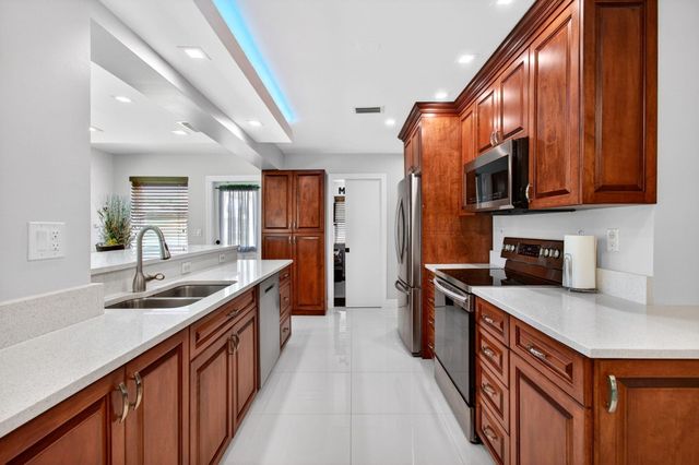 1255 NW 44th Street, Deerfield Beach, FL 33064