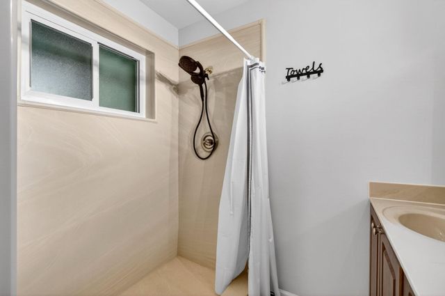 1255 NW 44th Street, Deerfield Beach, FL 33064