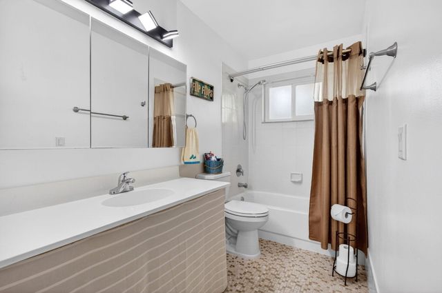 1255 NW 44th Street, Deerfield Beach, FL 33064