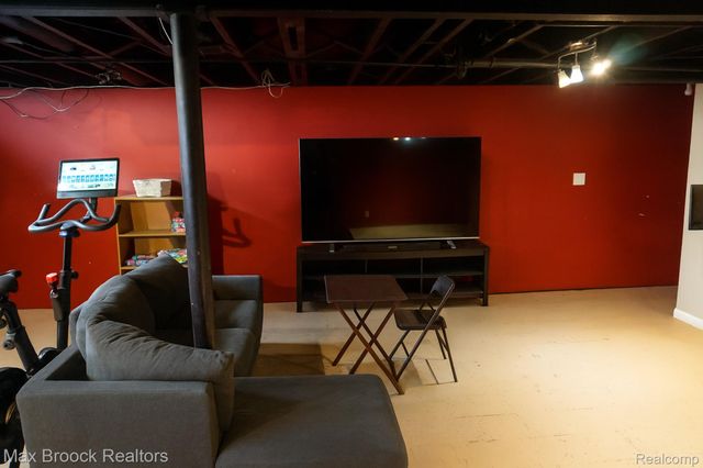 8223 San Marco Boulevard, Sterling Heights, MI 48313