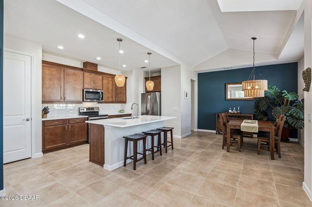 189 Hang Loose Way, Daytona Beach, FL 32124