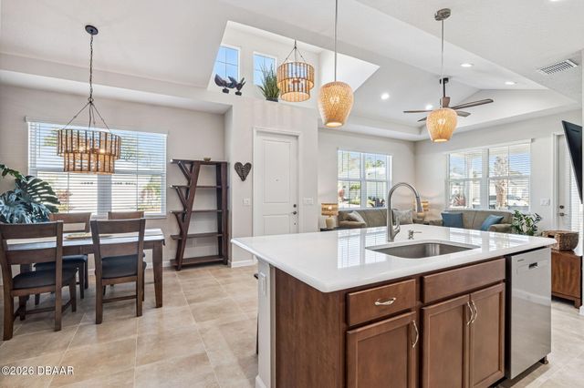 189 Hang Loose Way, Daytona Beach, FL 32124